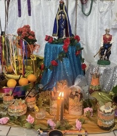 Registro do altar preparado para uma celebração do Núcleo